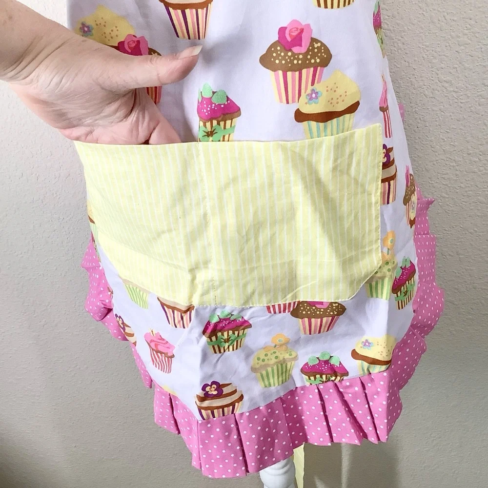 FLIRTY APRONS Novelty Cupcake Print Apron Ruffle Pockets Baker Pastry Chef Pink - Picture 4 of 9